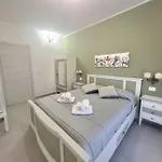 La Casa Nel Parco * مونْكالييري