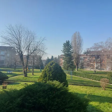 Apartment La Casa Nel Parco *